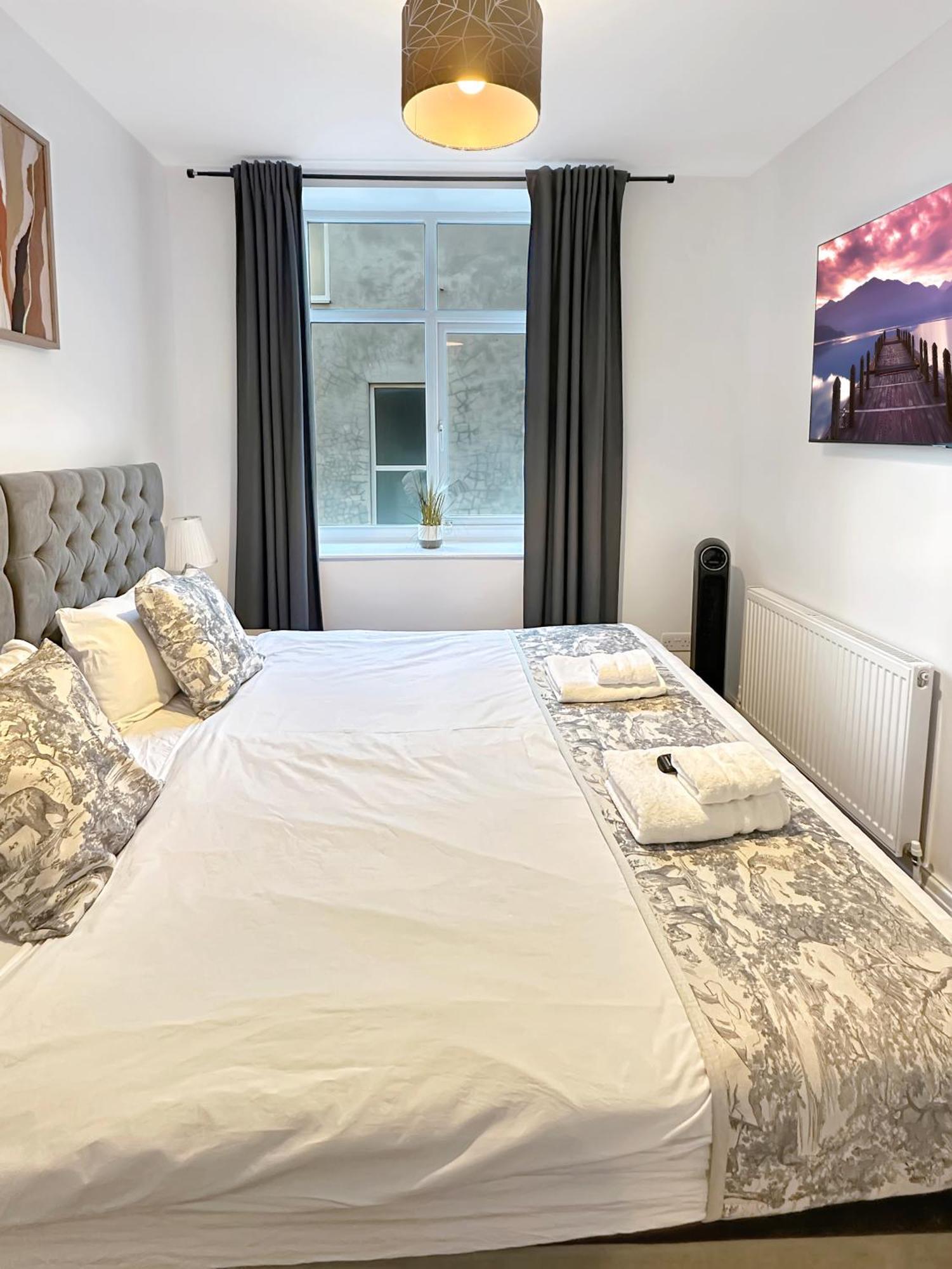 Granada Apartments Queen'S Promenade Blackpool Luaran gambar